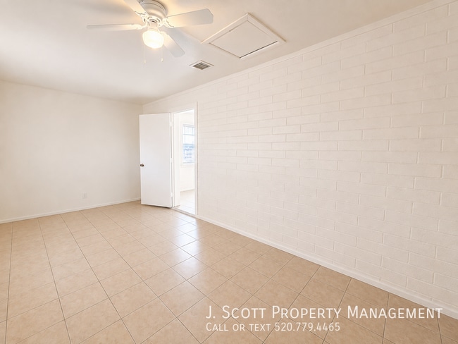 Photo - 5437 S 14th Way