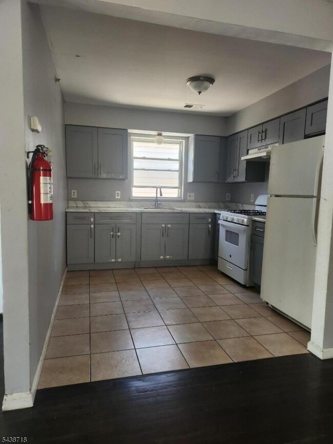 Photo - 744 S 12th St Unidad 2