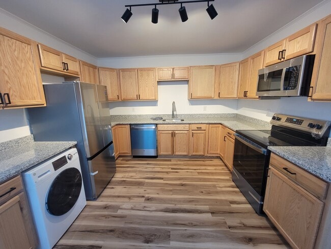 Photo - 74 Blocker St