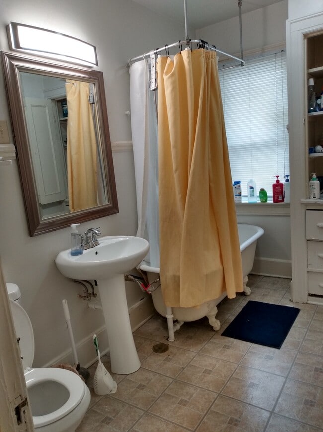 Photo - 2837 N Cramer St Unit 2