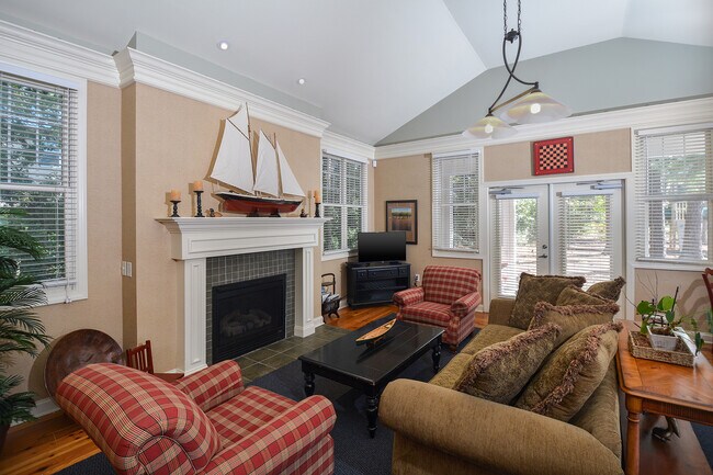 Photo - Vineyard Pointe