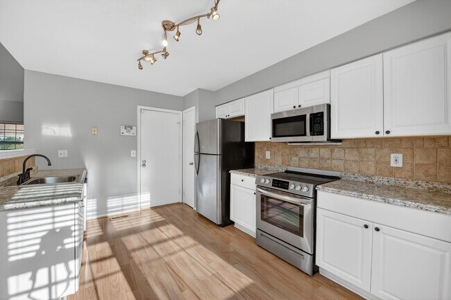 Photo - 14 Braxton Dr