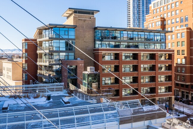 Photo - 2100 W 16th St