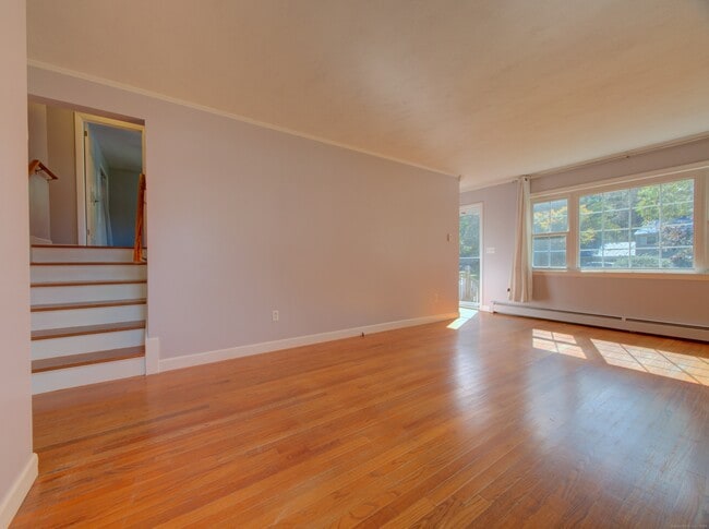 Photo - 24 Larchmont Terrace