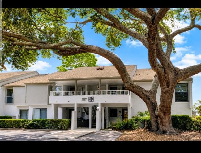 Building Photo - 2117 Lakewood Club Dr S Unit O