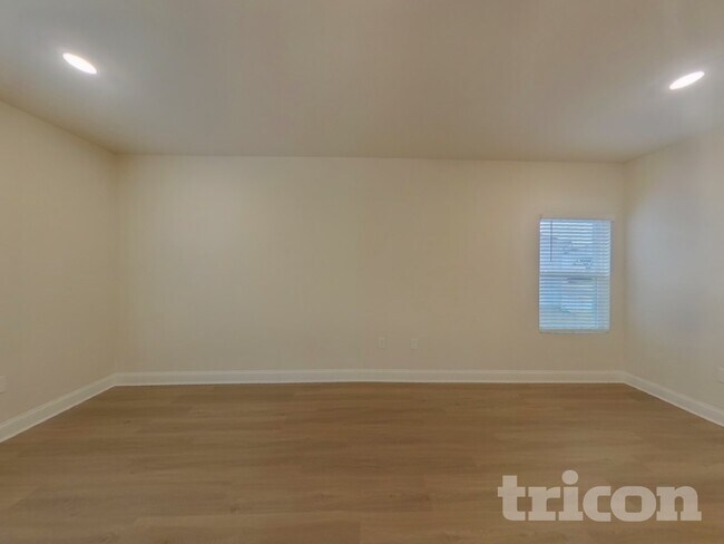 Photo - 7109 Jerimoth Dr