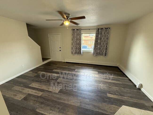 Photo - 824 37th Ave Ct