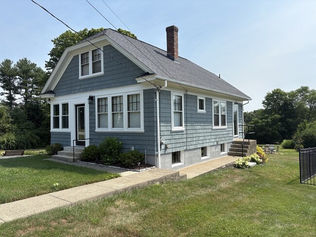 202 Lincoln St