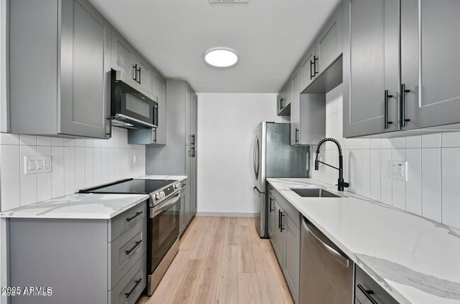 Photo - 4103 E Moreland St Unit 4