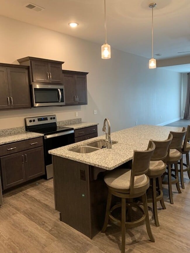 Photo - A taste of Tuscany! Gorgeous 2 Bedroom 2 B...