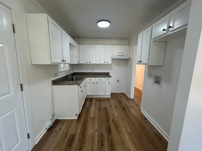 Photo - 1110 Westmoreland St