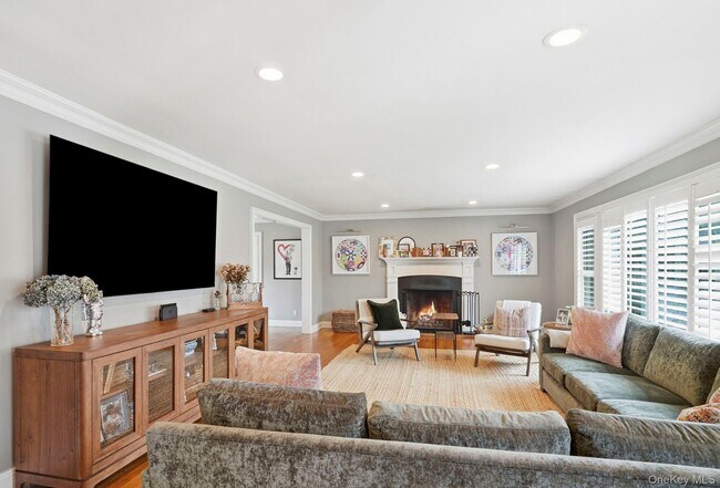 Photo - 221 Mamaroneck Rd