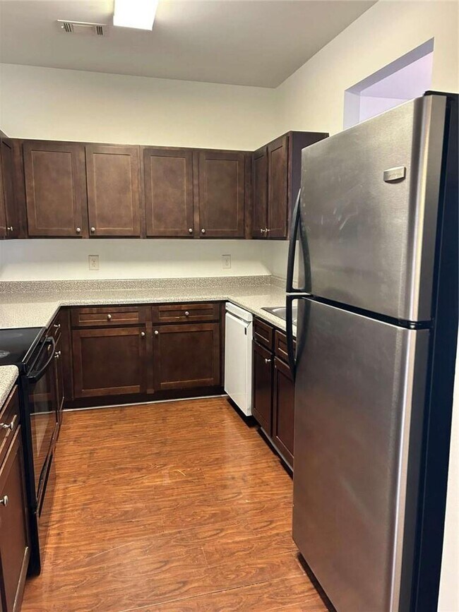 Photo - 3037 Bonnes Dr