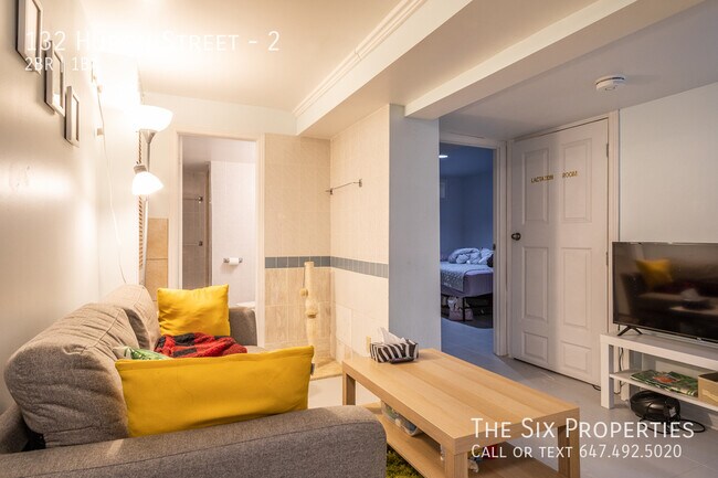 Two Bedroom Lower Level Apartment near UofT and Kensington
