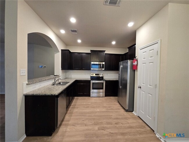 Photo - 2356 Pintail Loop