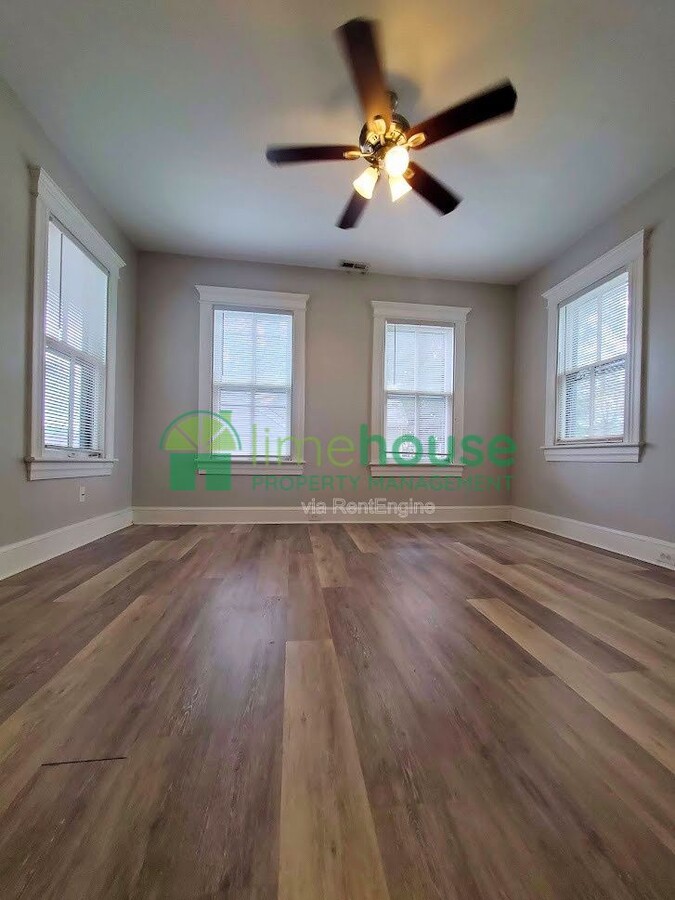Photo - 638 Mt Vernon Ave