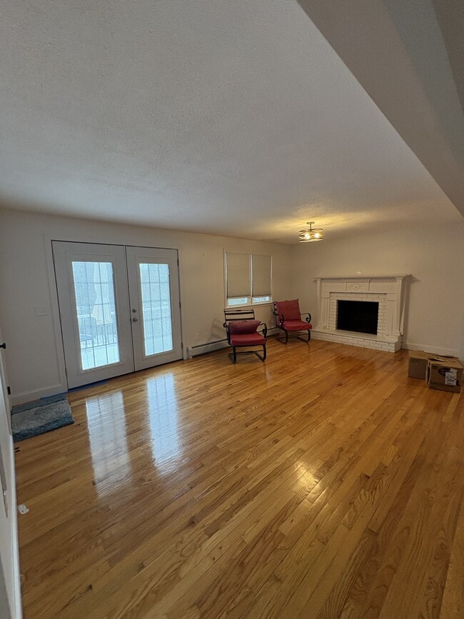 Photo - 7 Old Farm Rd