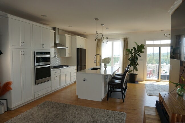 Photo - 127 Brentwood Cir Unit 127