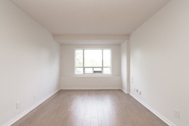 Photo - 333 Sidney Belsey Crescent Unit 219