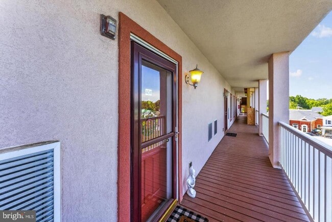 103 N Irving Ave Unit 404