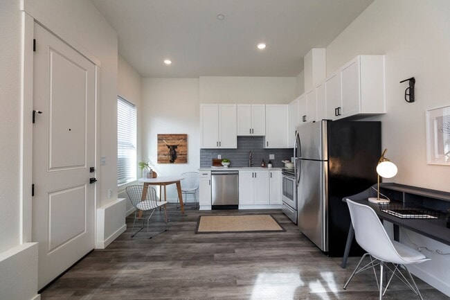 Photo - Bailey Commons