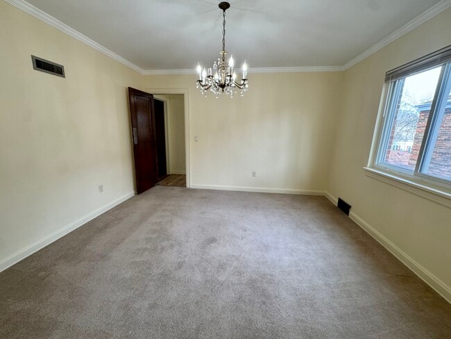 234 E Pleasant St Unit B