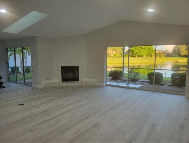 Photo - 3429 Brookridge Ln