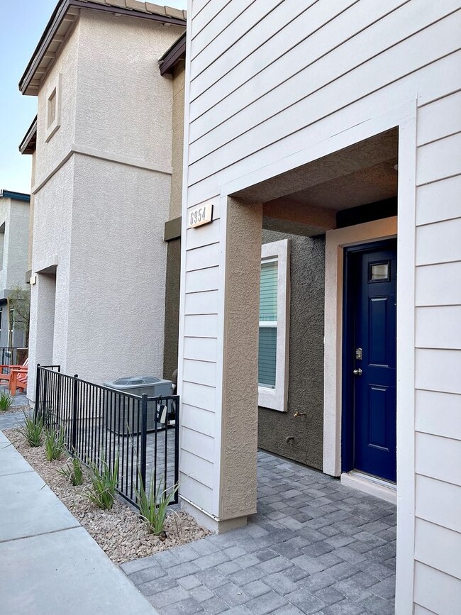 Smart Home, brand new, amazing townhome, 3... - Smart Home, brand new, amazing townhome, 3...