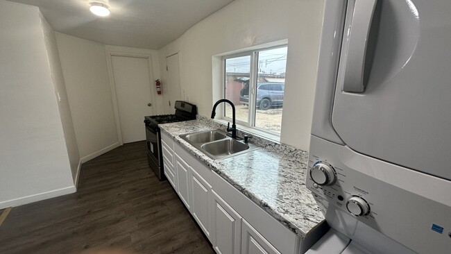 Photo - 227 W Church Ave