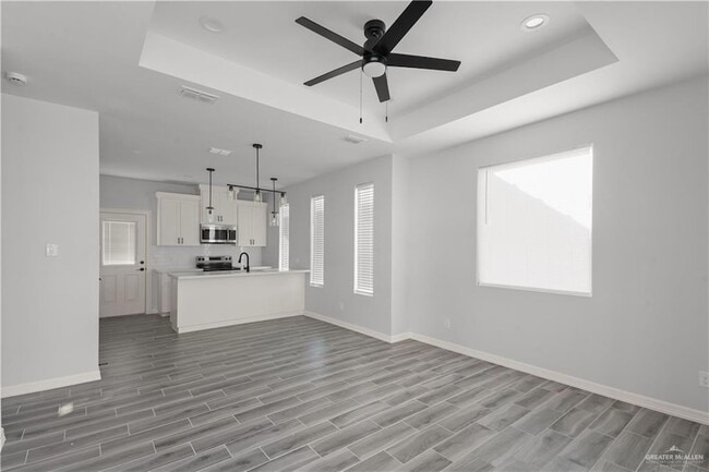 Photo - 404 N Onyx Ave Unit 3