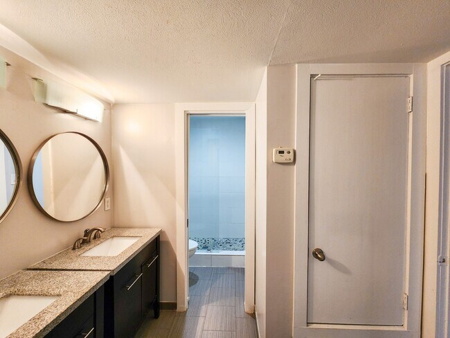 2575 Marilee Ln Unit 1