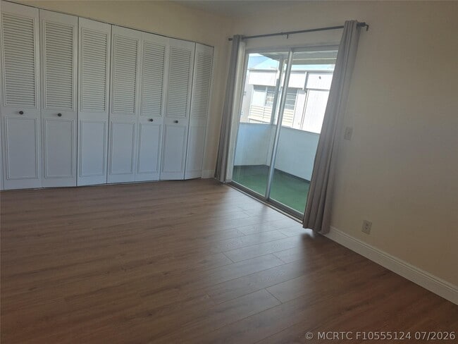 Photo - 278 Flanders F Unit 278