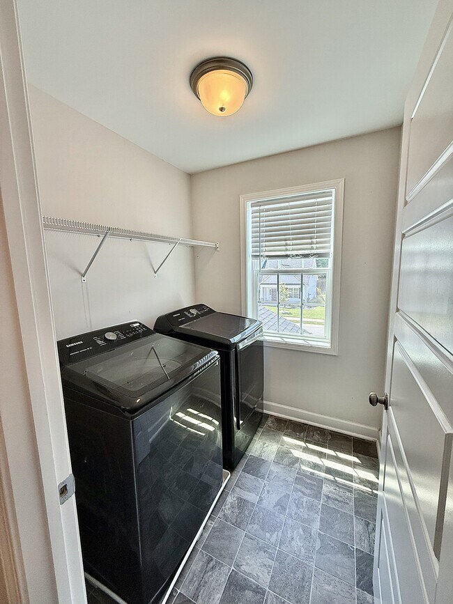 325 Whetstone Dr