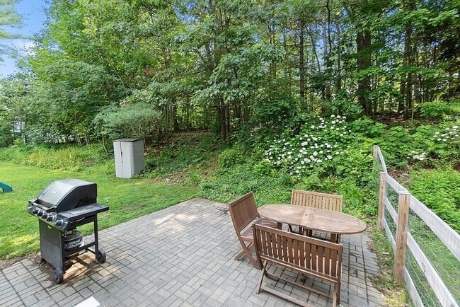 Photo - 590 Ashby State Rd