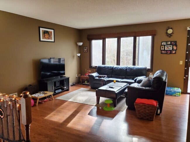 Photo - 9265 Dartford Rd