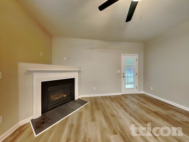 Photo - 3118 Genlee Dr