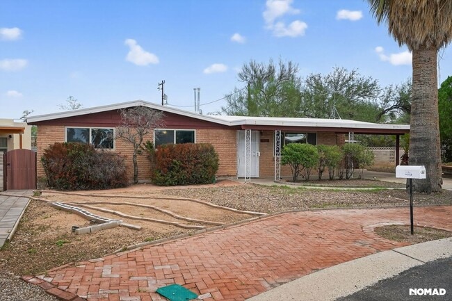 Photo - 4430 E Presidio Pl