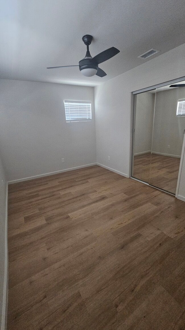 Photo - 6025 Dipper St