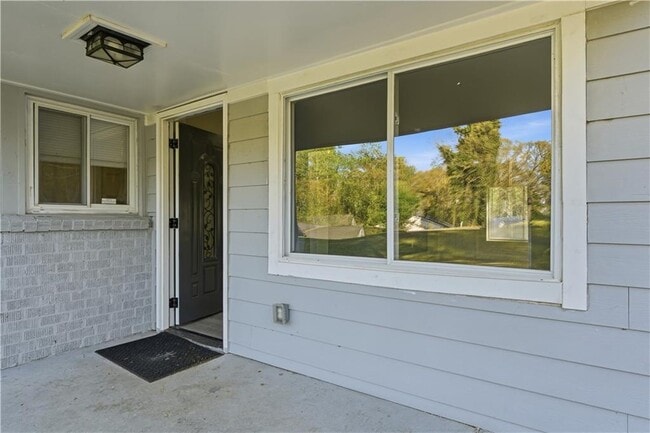 Photo - 1735 Carter Cir