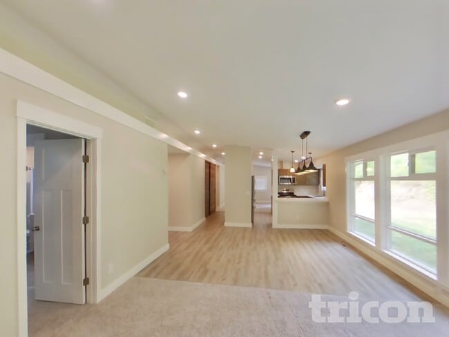 Photo - 4911 64th Ave W