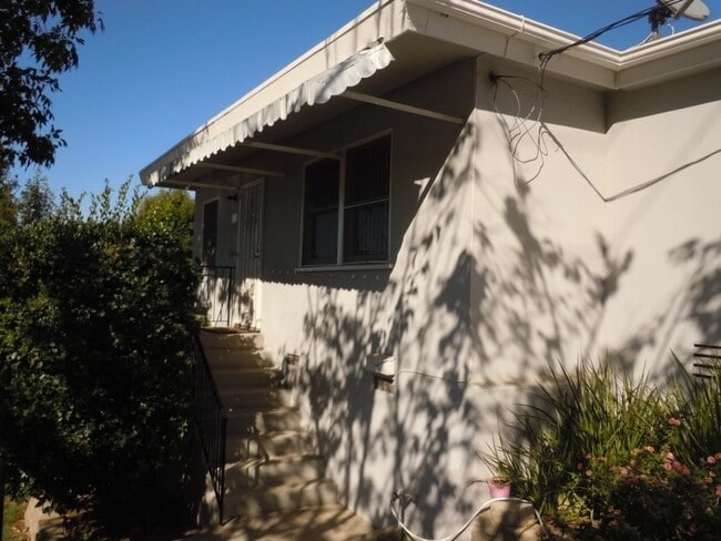 Photo - 414 S Fig St