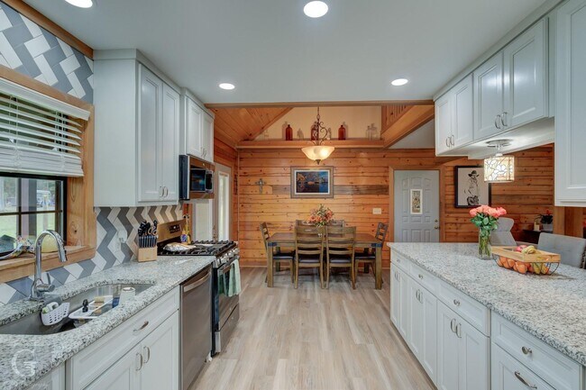 Photo - Rental with Country Living at its Finest