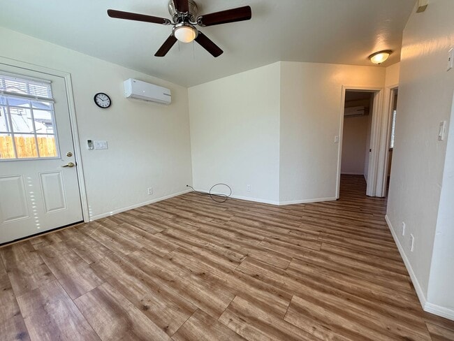 Photo - PM16-00412K: 4th Unit A