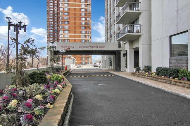 Photo - 200 Old Palisade Rd Unit PH 4/5