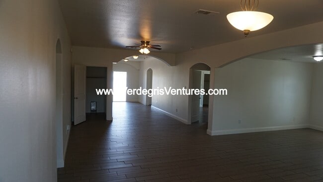 Photo - 9520 Prairieview Dr