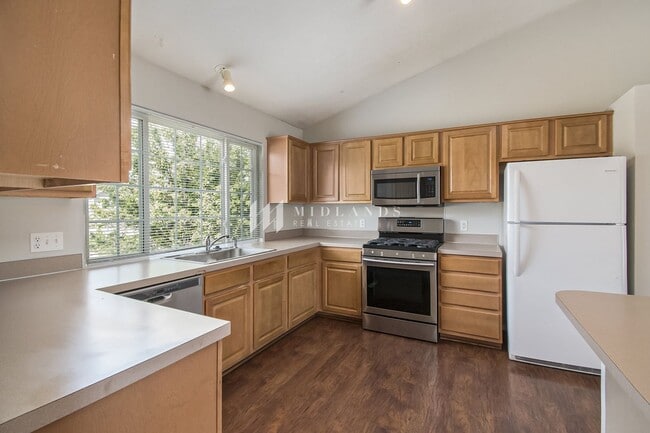 Photo - Multi-Level Elkhorn Home