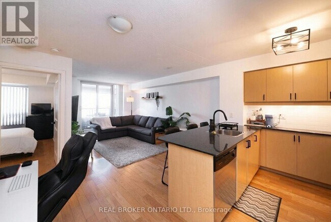 Photo - 27 Rean Dr Unit 212