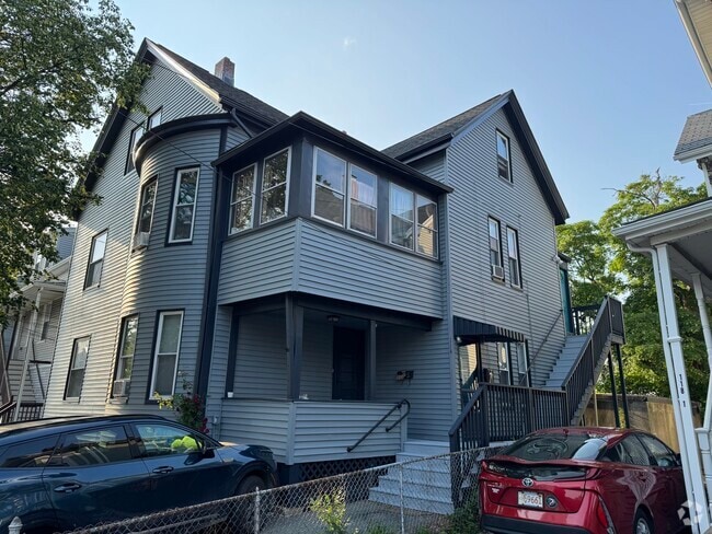 Building Photo - 112 Brown St Unit 112 Brown St Apt #1