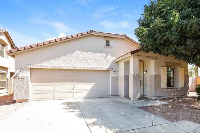 Photo - 1352 E Clifton Ave