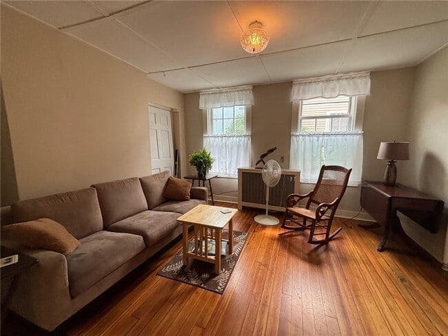 Photo - 107 Prospect Hill St Unit 3